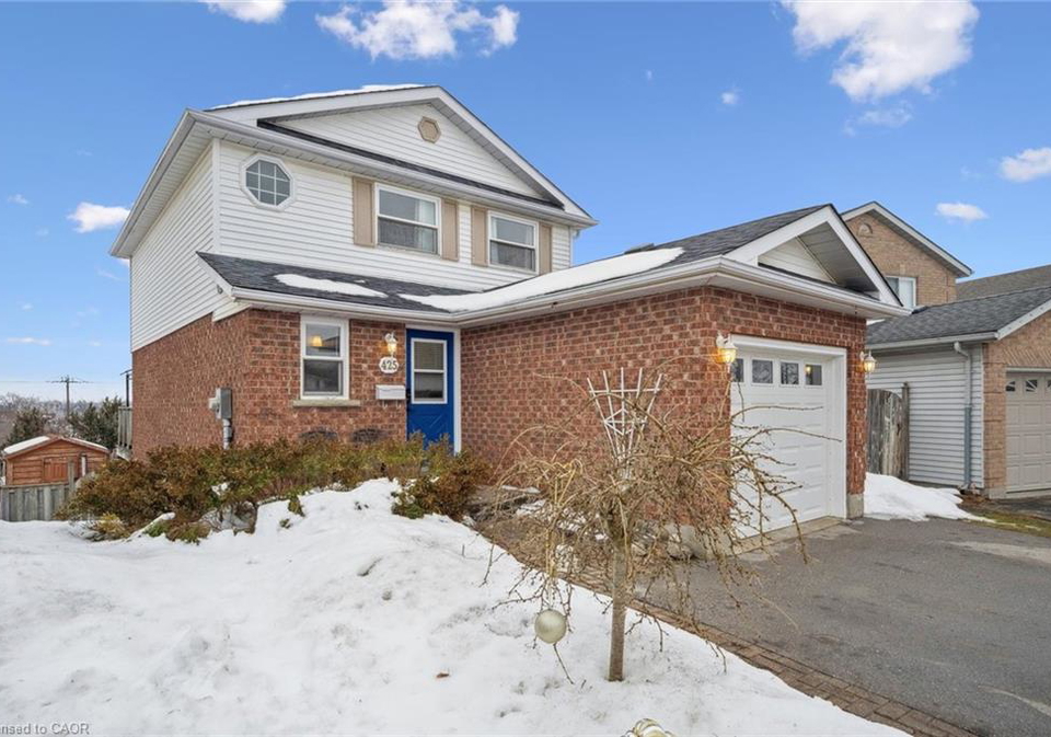 425-misty-crescent-kitchener-ontario-40806912