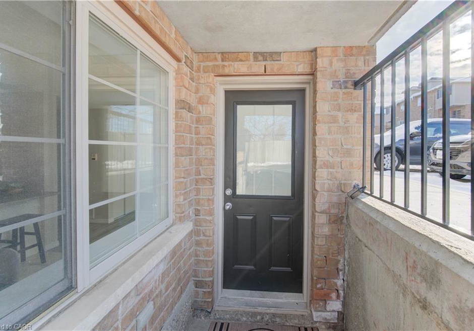 12-holborn-drive-kitchener-ontario-40806939