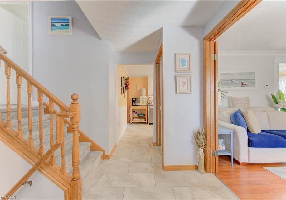55-gracefield-crescent-kitchener-ontario-40806956