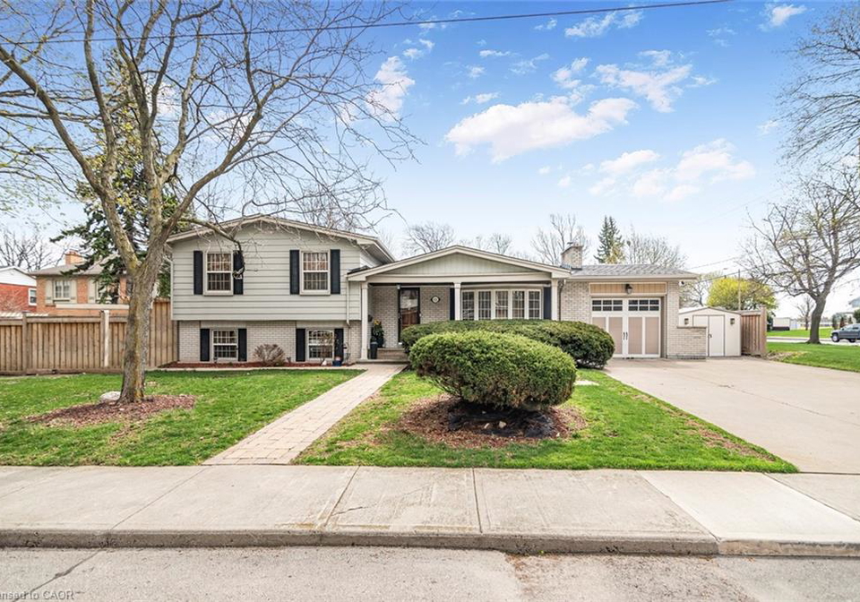 92-auchmar-road-hamilton-ontario-40806959