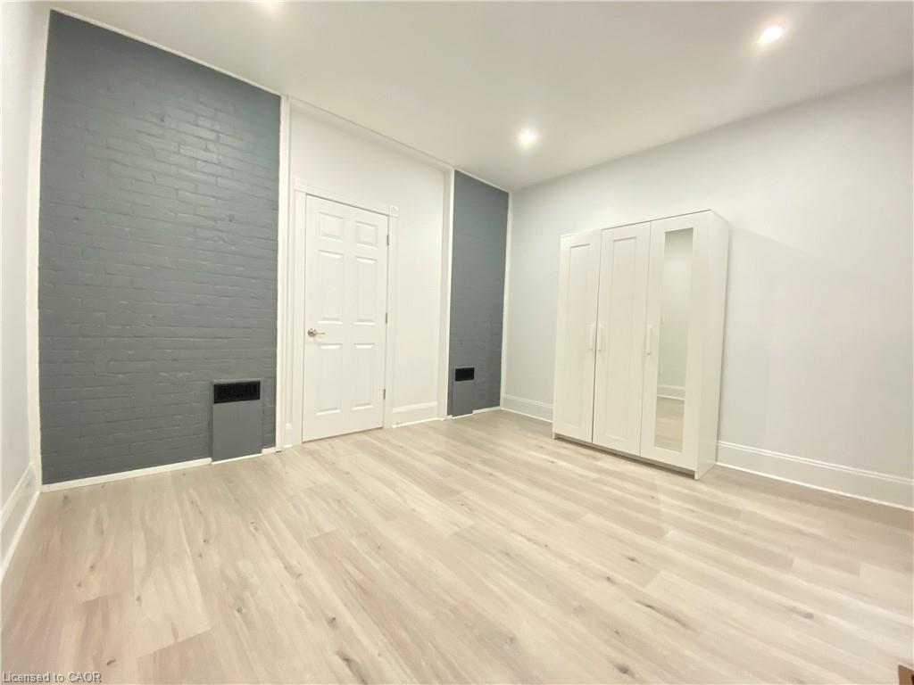 114-tisdale-street-n-hamilton-ontario-40806977