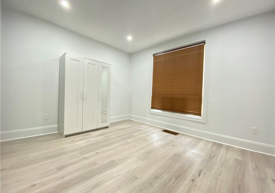 114-tisdale-street-n-hamilton-ontario-40806977