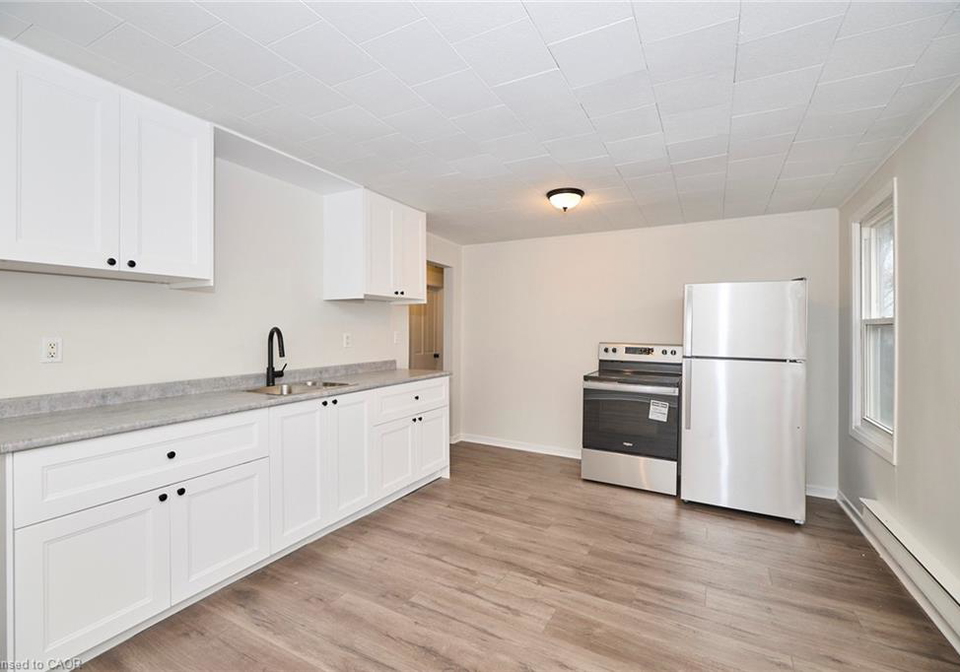 33-lock-street-st-catharines-ontario-40806992