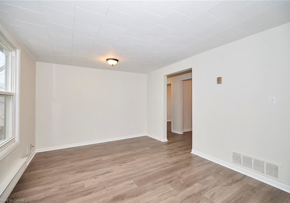 33-lock-street-st-catharines-ontario-40806992