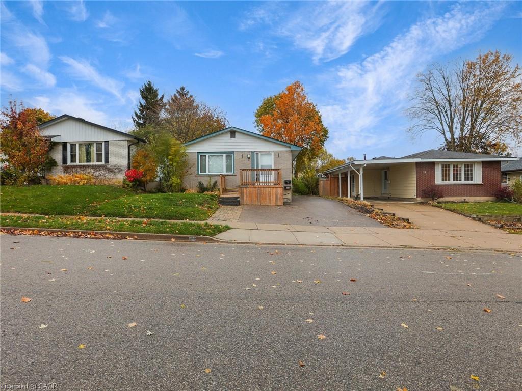 55-silver-aspen-crescent-kitchener-ontario-40806996