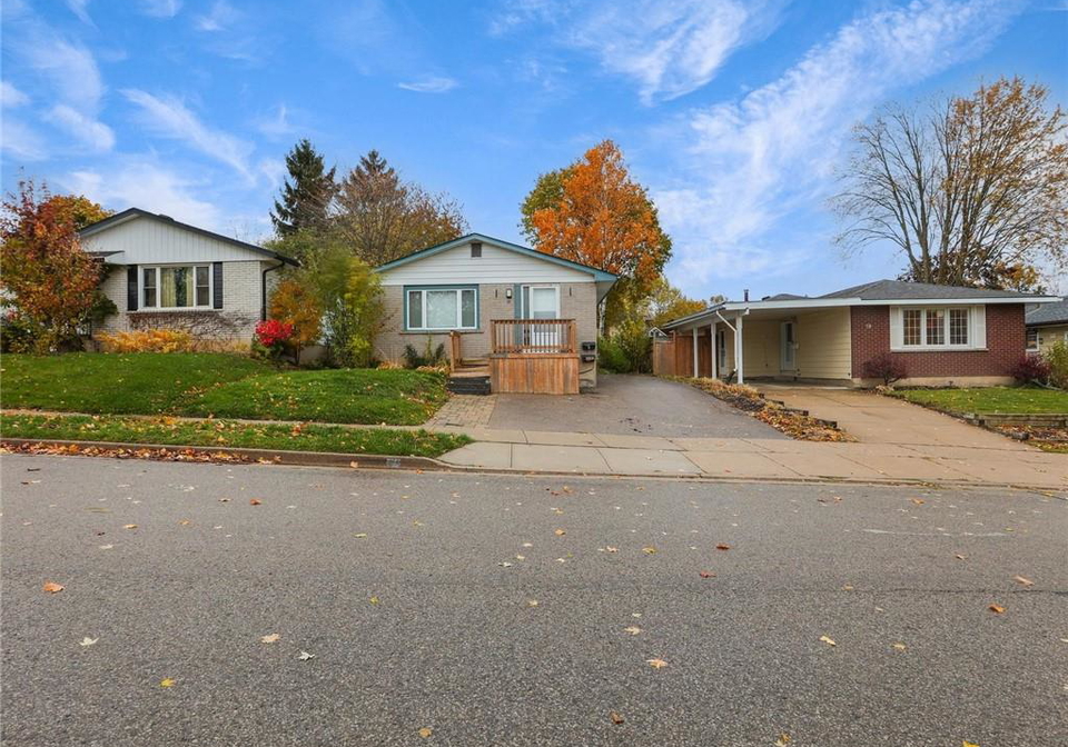 55-silver-aspen-crescent-kitchener-ontario-40806996