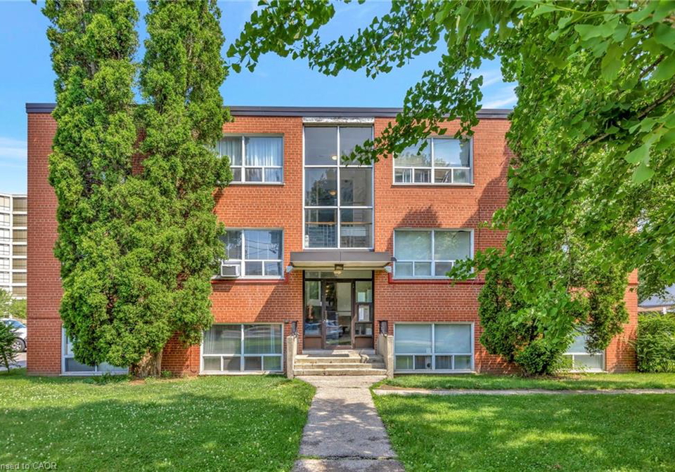 37-mericourt-road-hamilton-ontario-40807025