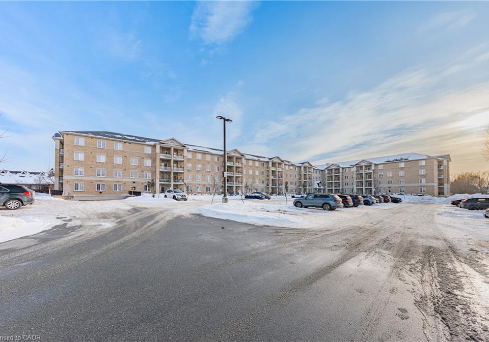 1077-gordon-street-guelph-ontario-40807032