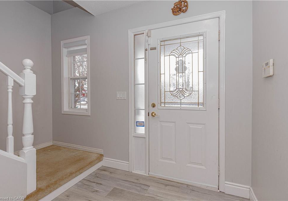 128-karalee-crescent-cambridge-ontario-40807113