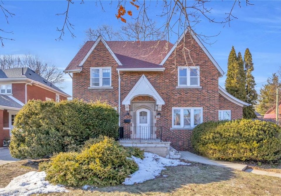 808-queens-boulevard-kitchener-ontario-40807193