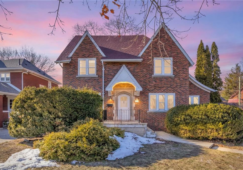 808-queens-boulevard-kitchener-ontario-40807193