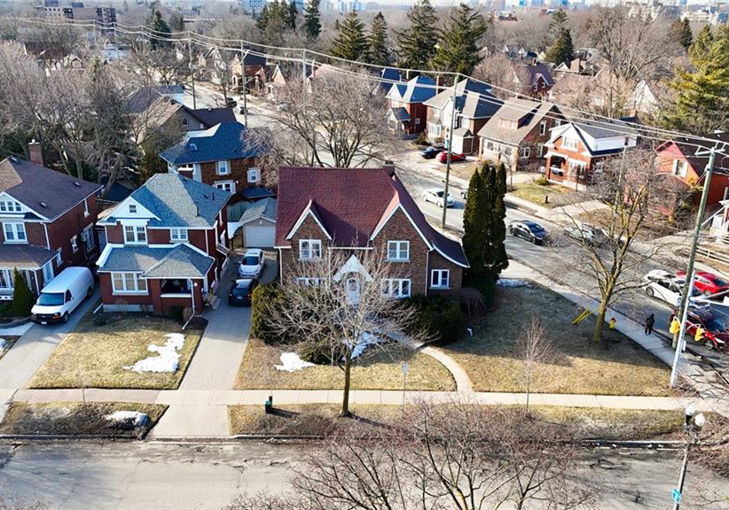 808-queens-boulevard-kitchener-ontario-40807193