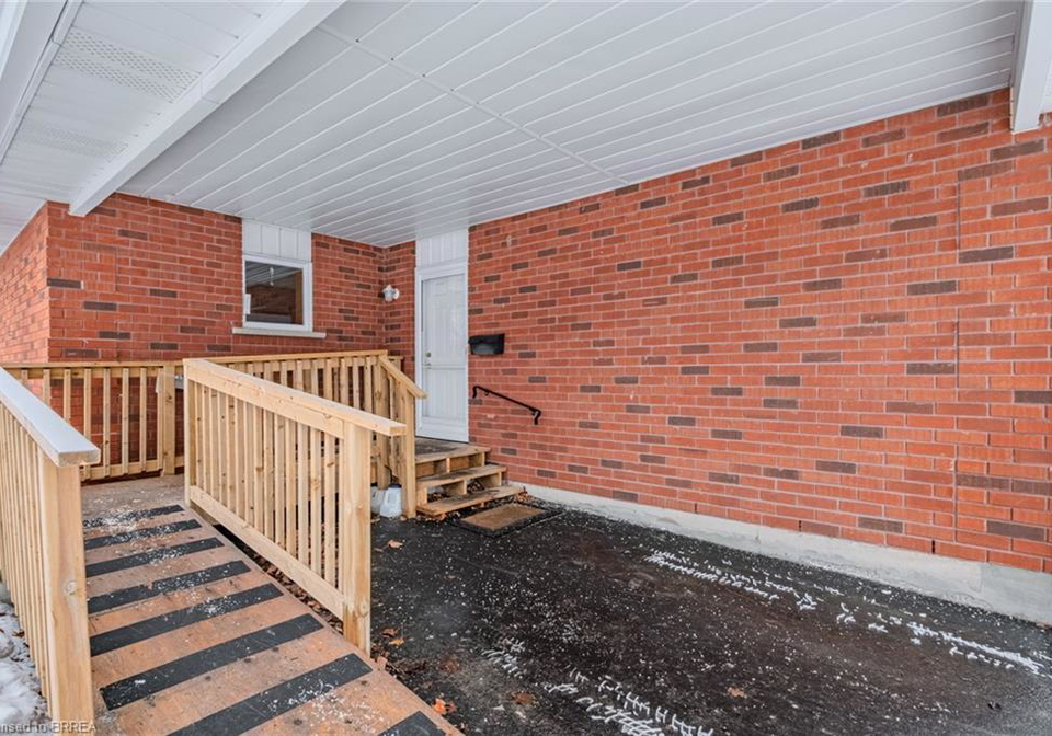229-lynden-road-brantford-ontario-40807217