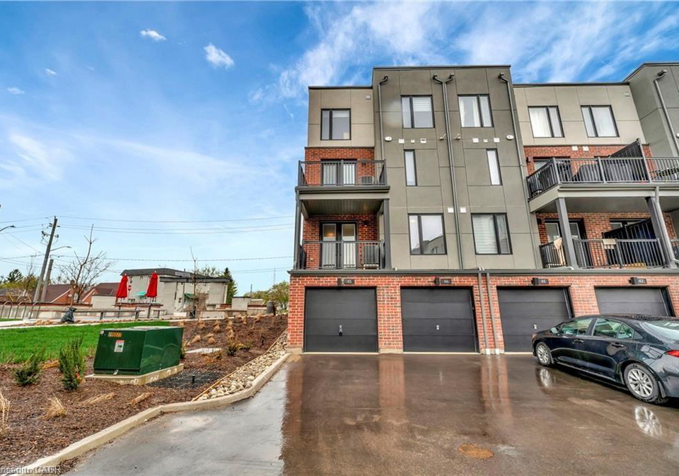 99-roger-street-waterloo-ontario-40807229