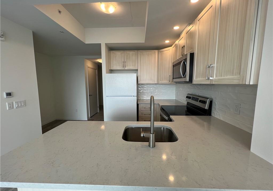 108-garment-street-kitchener-ontario-40807239