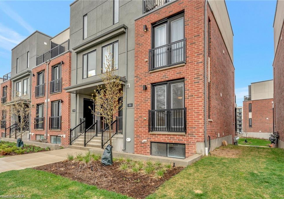 99-roger-street-waterloo-ontario-40807244