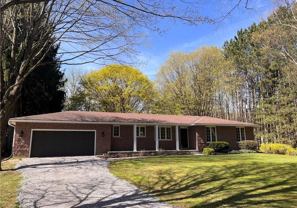 881-charlotteville-8-road-simcoe-ontario-40807249