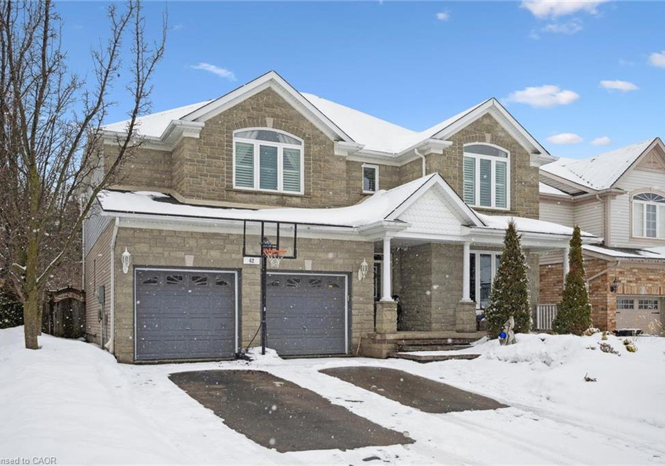 42-fischer-court-kitchener-ontario-40807275
