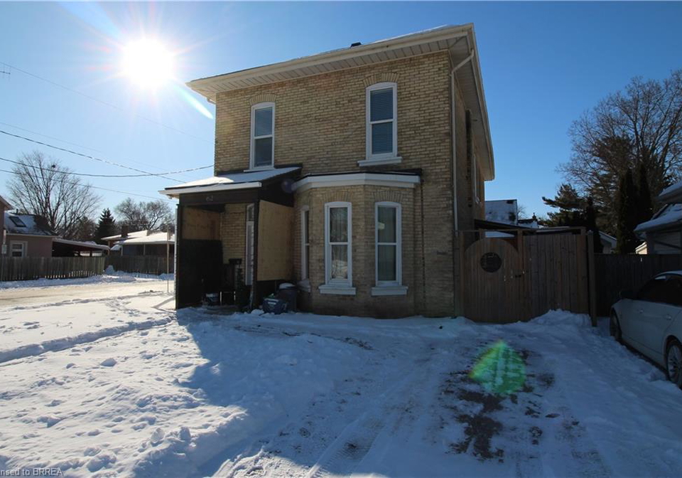 62-dundas-street-brantford-ontario-40807283