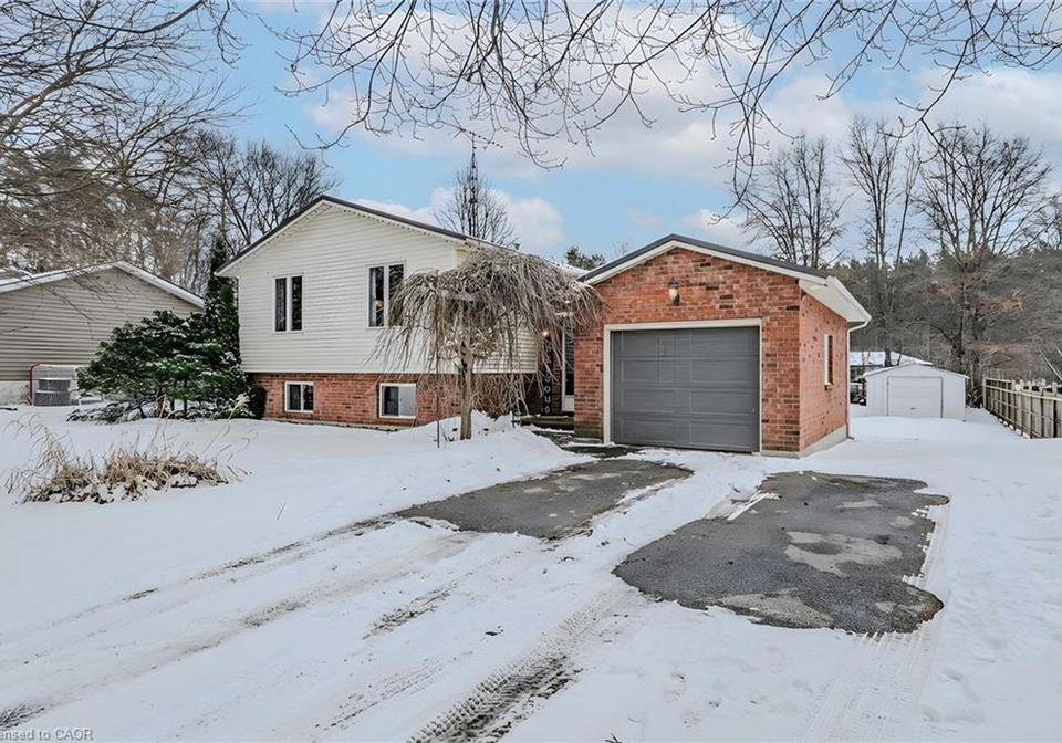 13-ridgeway-avenue-simcoe-ontario-40807361