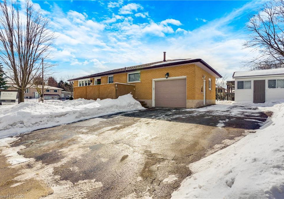 69-eagen-drive-kitchener-ontario-40807382