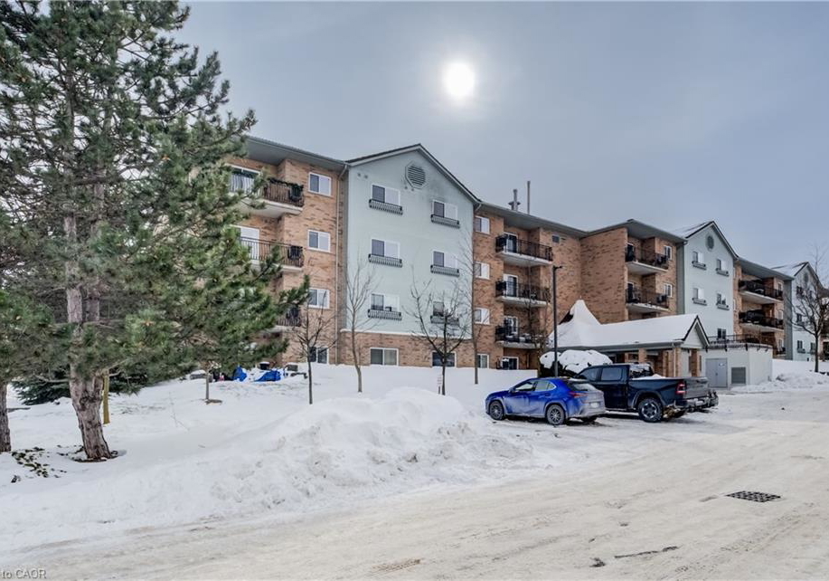 345-briarmeadow-drive-kitchener-ontario-40807408