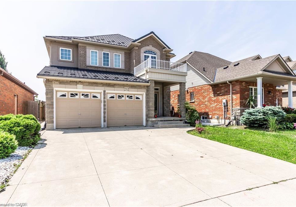 252-thorner-drive-hamilton-ontario-40807464