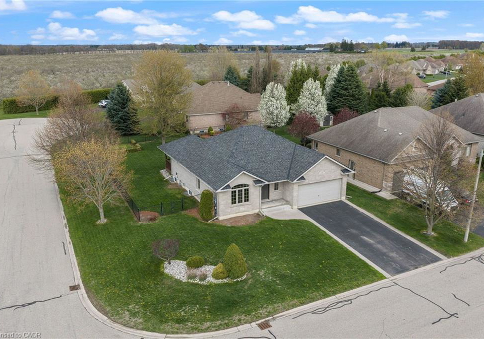 332-duncombe-road-waterford-ontario-40807538