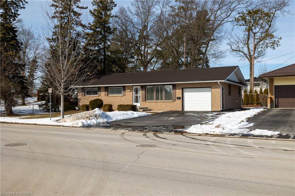 209-argyle-avenue-delhi-ontario-40807569