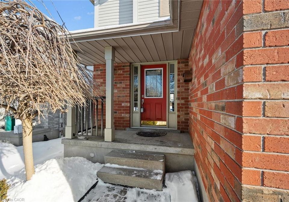 278-marengo-court-waterloo-ontario-40807570