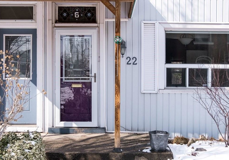 22-liberty-street-hamilton-ontario-40807579