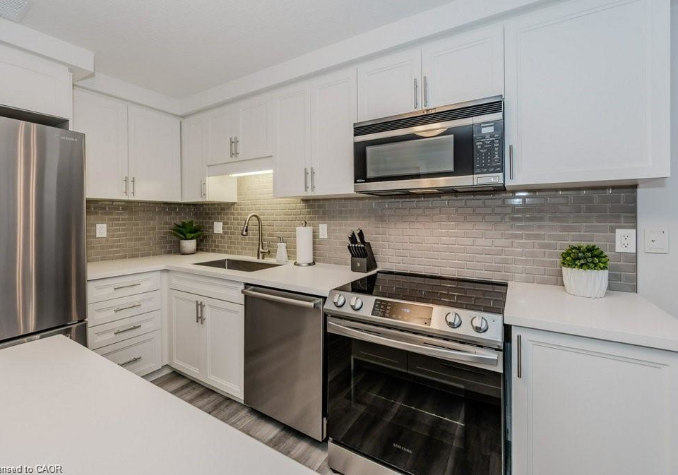 237-rachel-crescent-kitchener-ontario-40807582