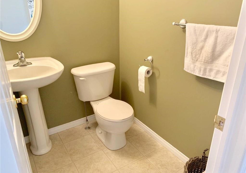 998-creekside-drive-waterloo-ontario-40807607