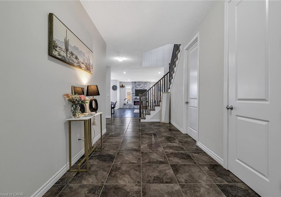 297-thomas-slee-drive-kitchener-ontario-40807633