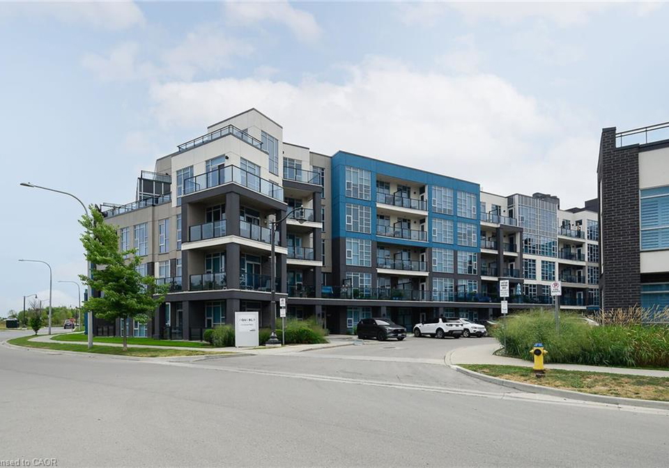 10-concord-place-grimsby-ontario-40807643