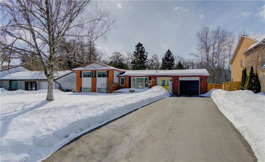 583-rustic-drive-waterloo-ontario-40807661