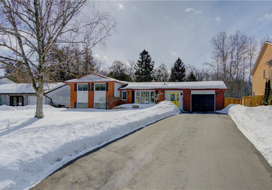 583-rustic-drive-waterloo-ontario-40807661
