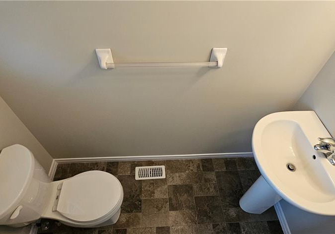 50-pinnacle-drive-kitchener-ontario-40807672