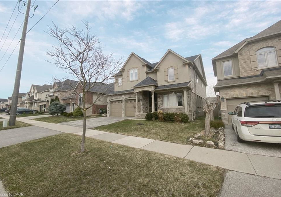 803-robert-ferrie-drive-kitchener-ontario-40807682