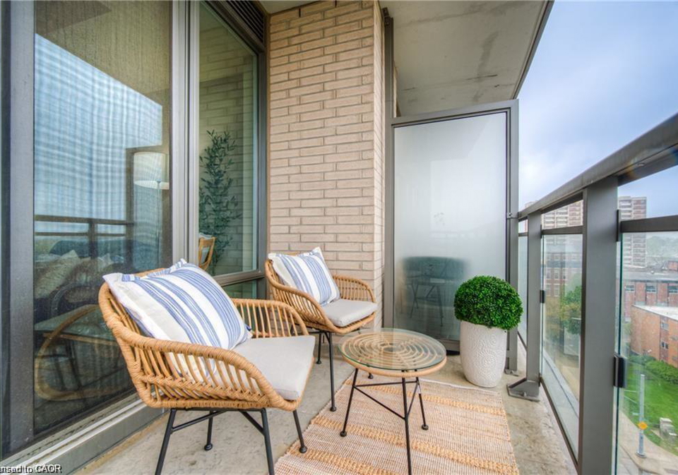 85-duke-street-w-kitchener-ontario-40807689