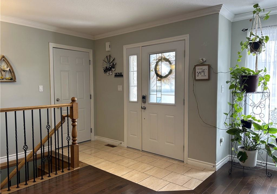 8-homewood-avenue-simcoe-ontario-40807732
