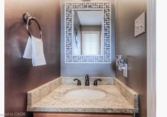 35-critcher-avenue-cambridge-ontario-40807847
