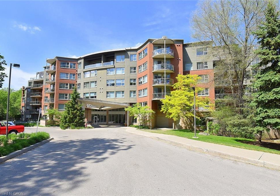 77-governors-road-dundas-ontario-40807937