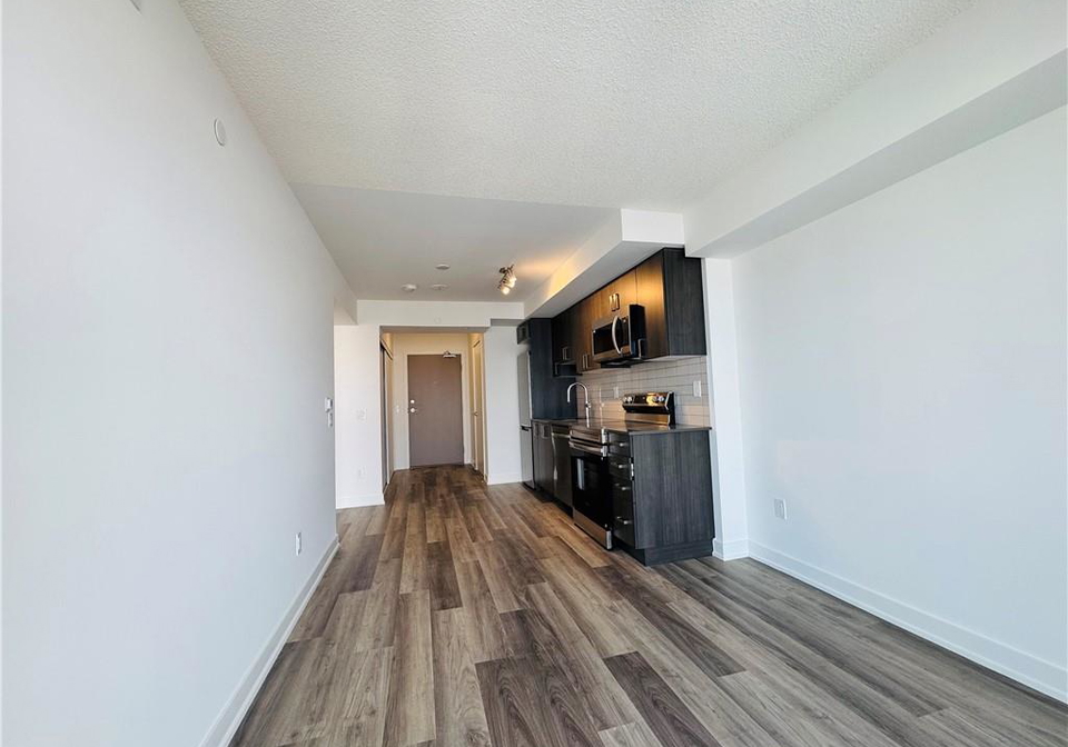 1010-sandy-beach-road-pickering-ontario-40807963