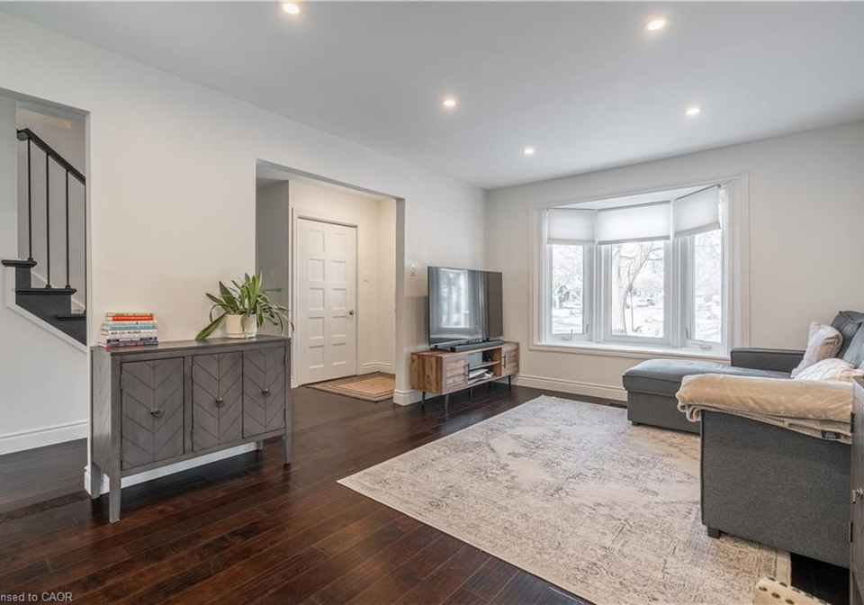 5042-brady-avenue-burlington-ontario-40807977