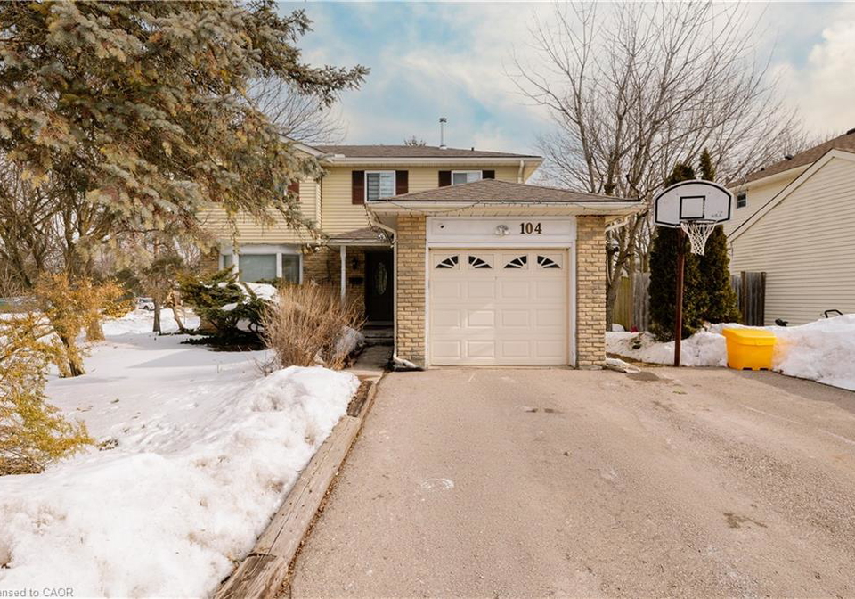 104-rolling-meadows-drive-kitchener-ontario-40807993