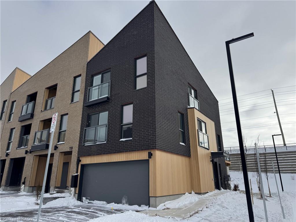 21-urbane-boulevard-kitchener-ontario-40808055