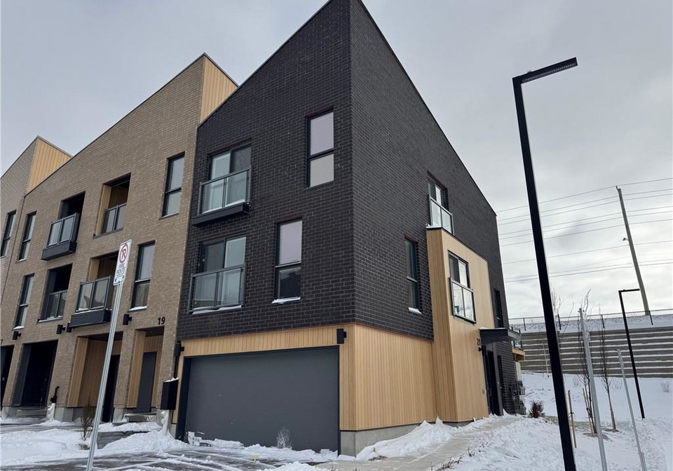 21-urbane-boulevard-kitchener-ontario-40808055