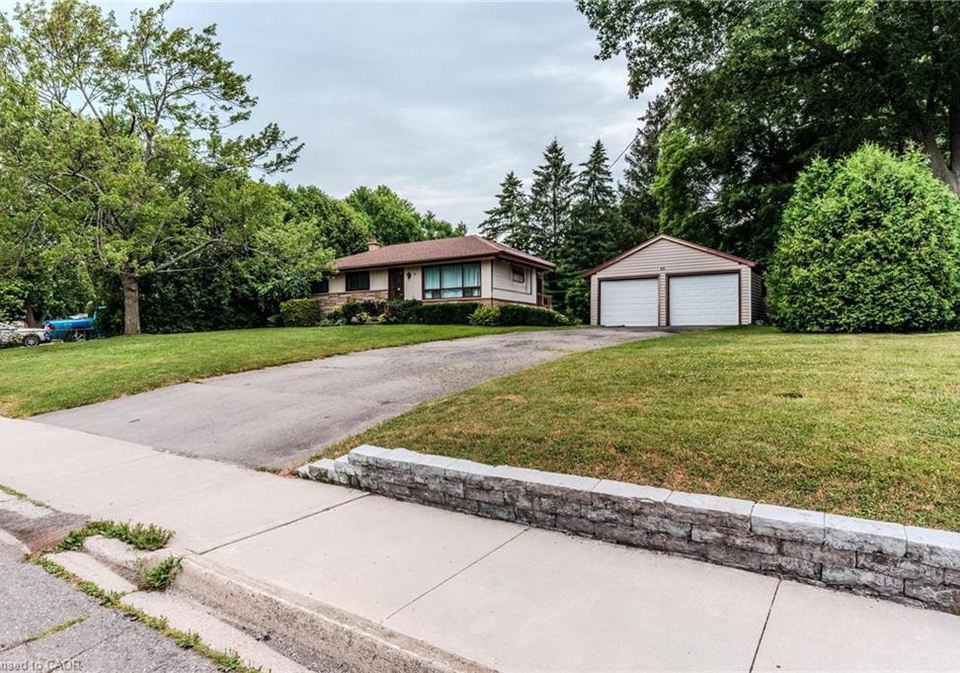46-first-street-waterdown-ontario-40808065