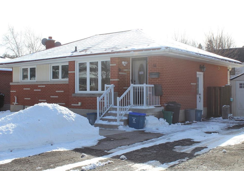 34-radford-avenue-cambridge-ontario-40808107